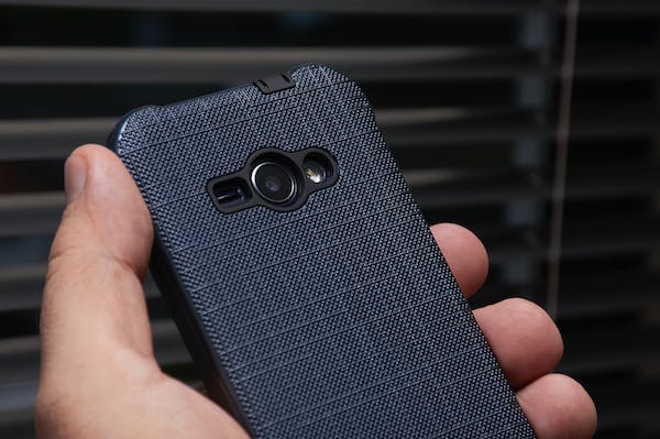 mobilní telefon